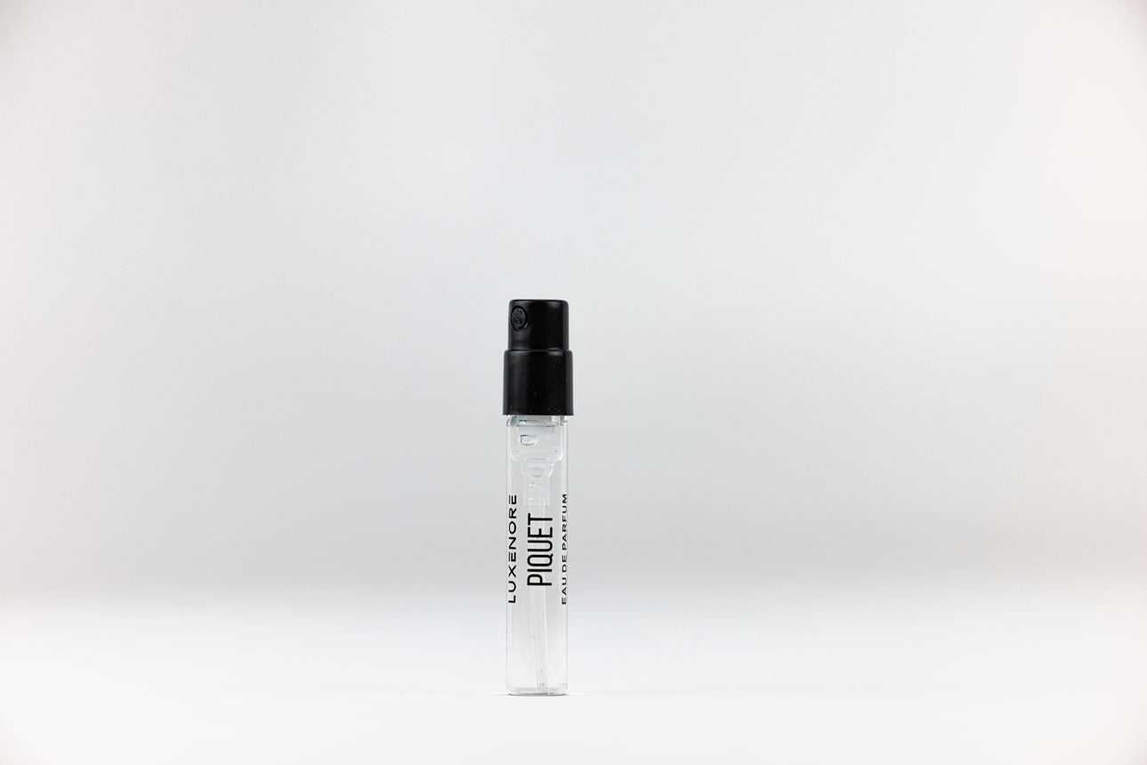 Piquet – zmysłowe perfumy kwiatowo-drzewne Luxenore - Luxenore-Eau de Parfum